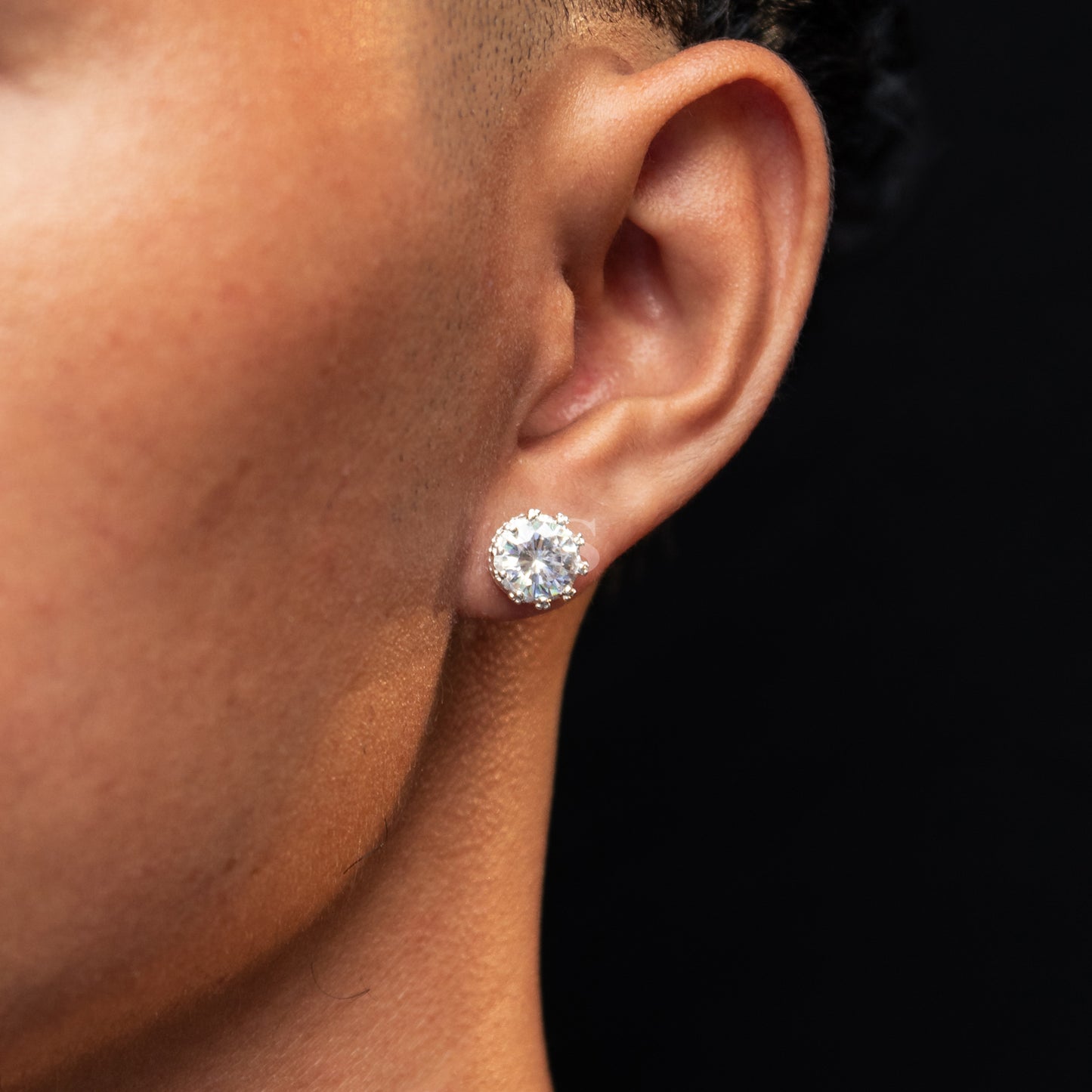 Silver Crown Stud