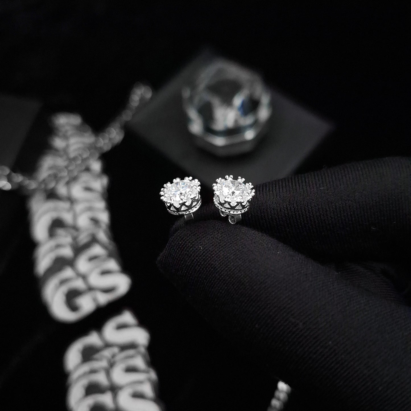 Silver Crown Stud