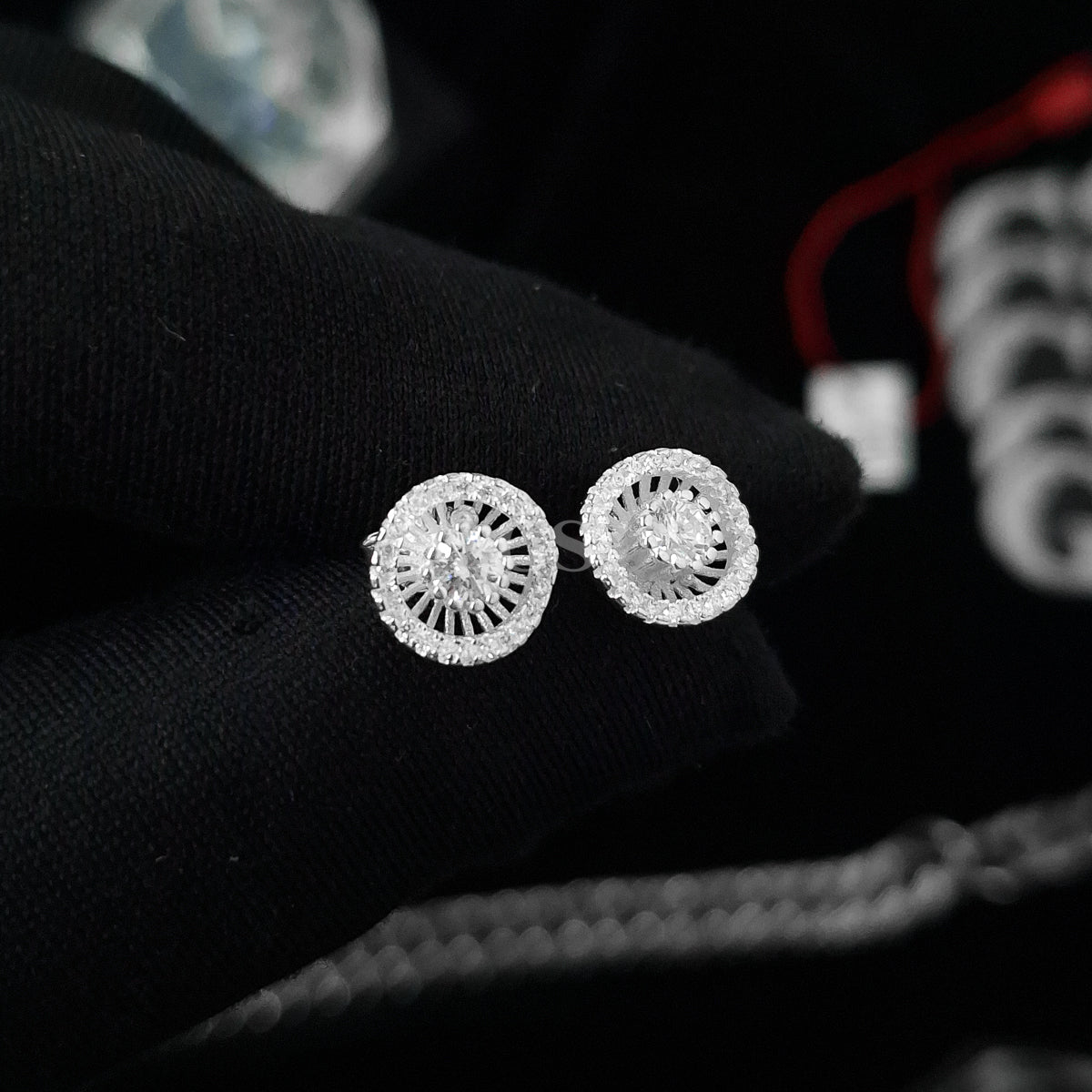Silver Winter Stud