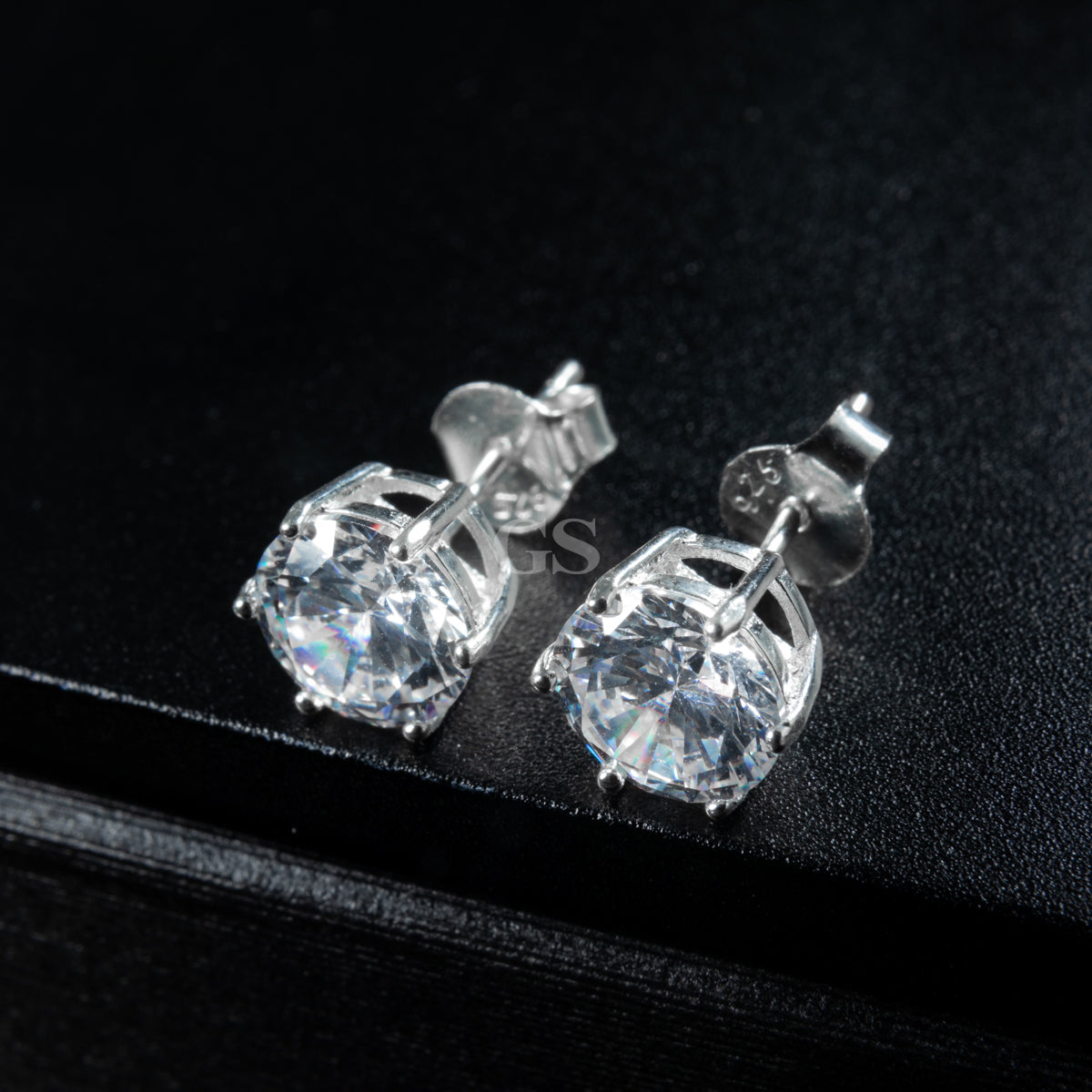 Silver Round Stud