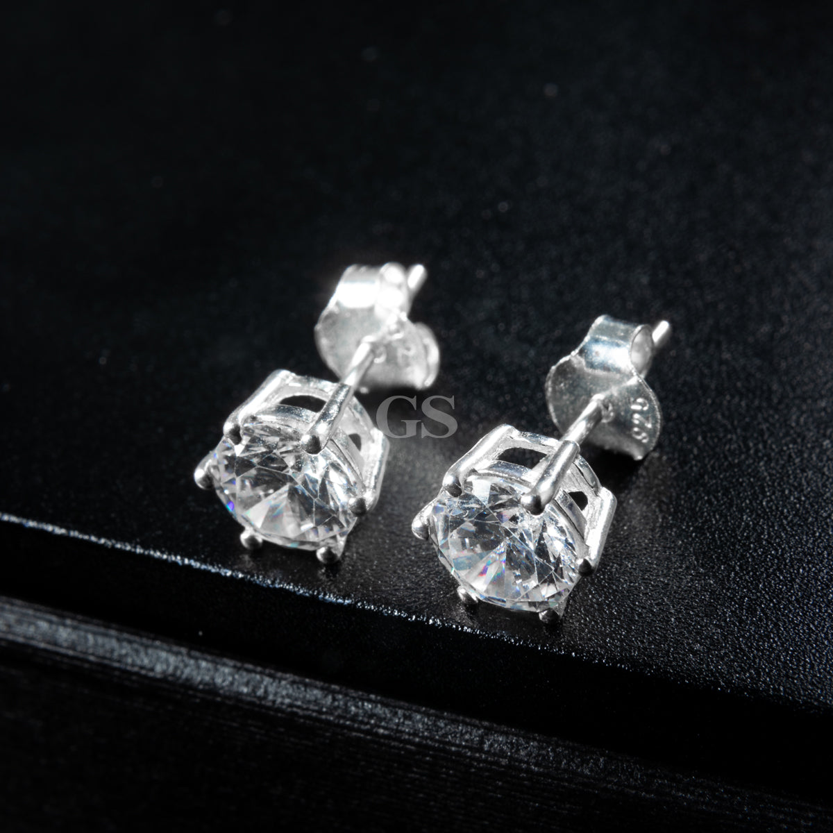 Silver Round Stud