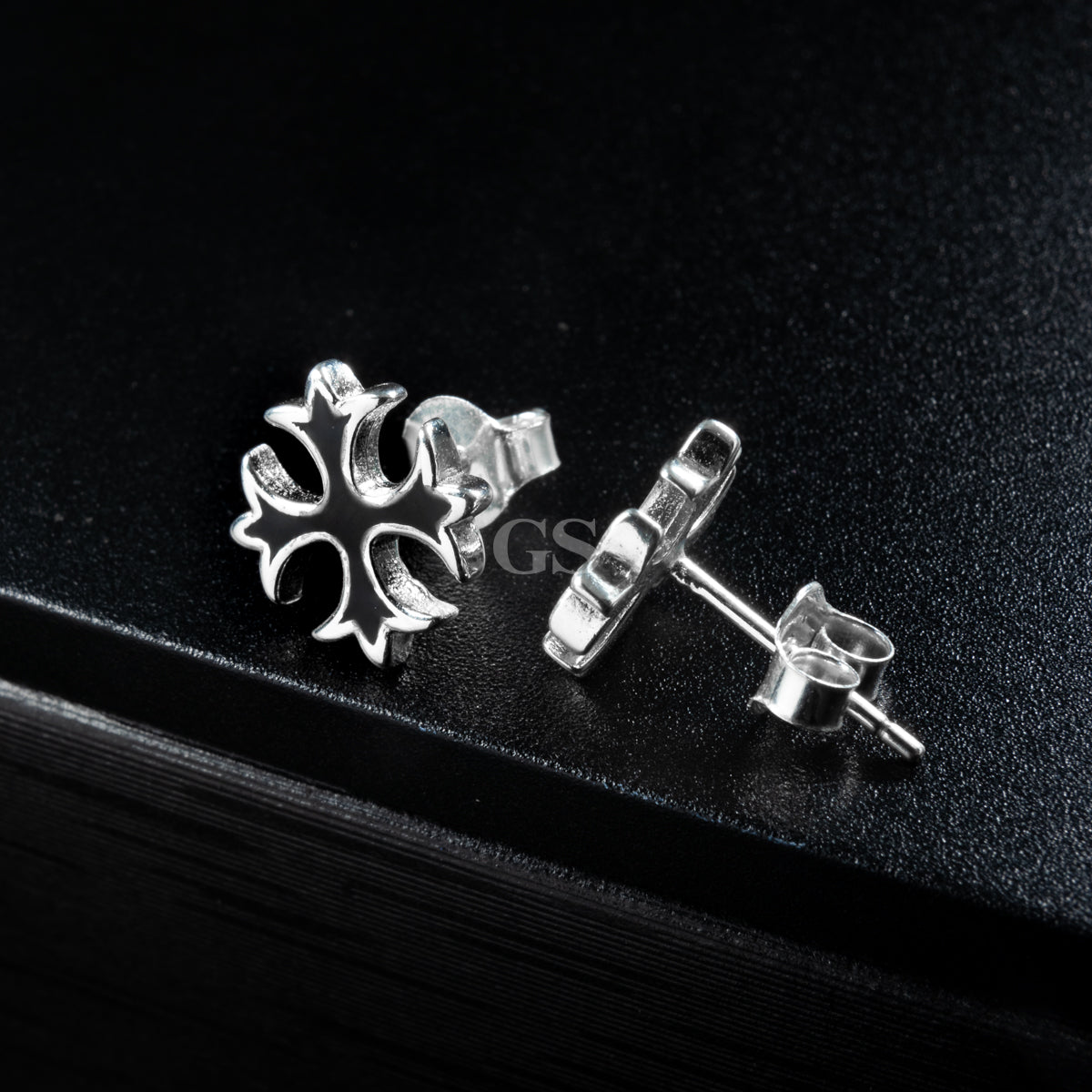 Silver Patonce Cross Stud