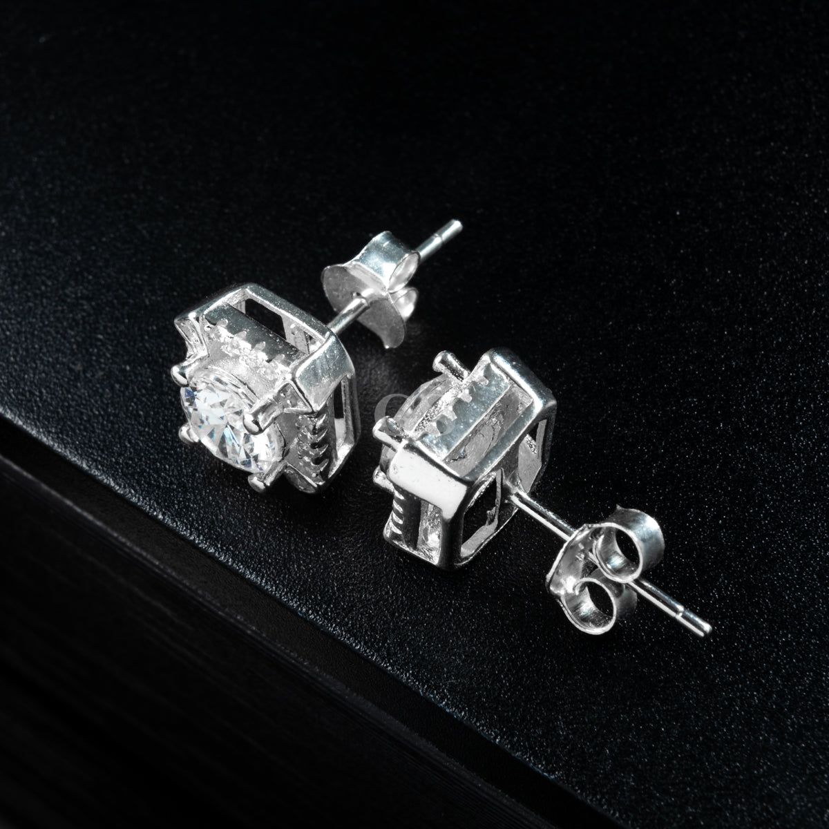 Silver Diamond I Stud
