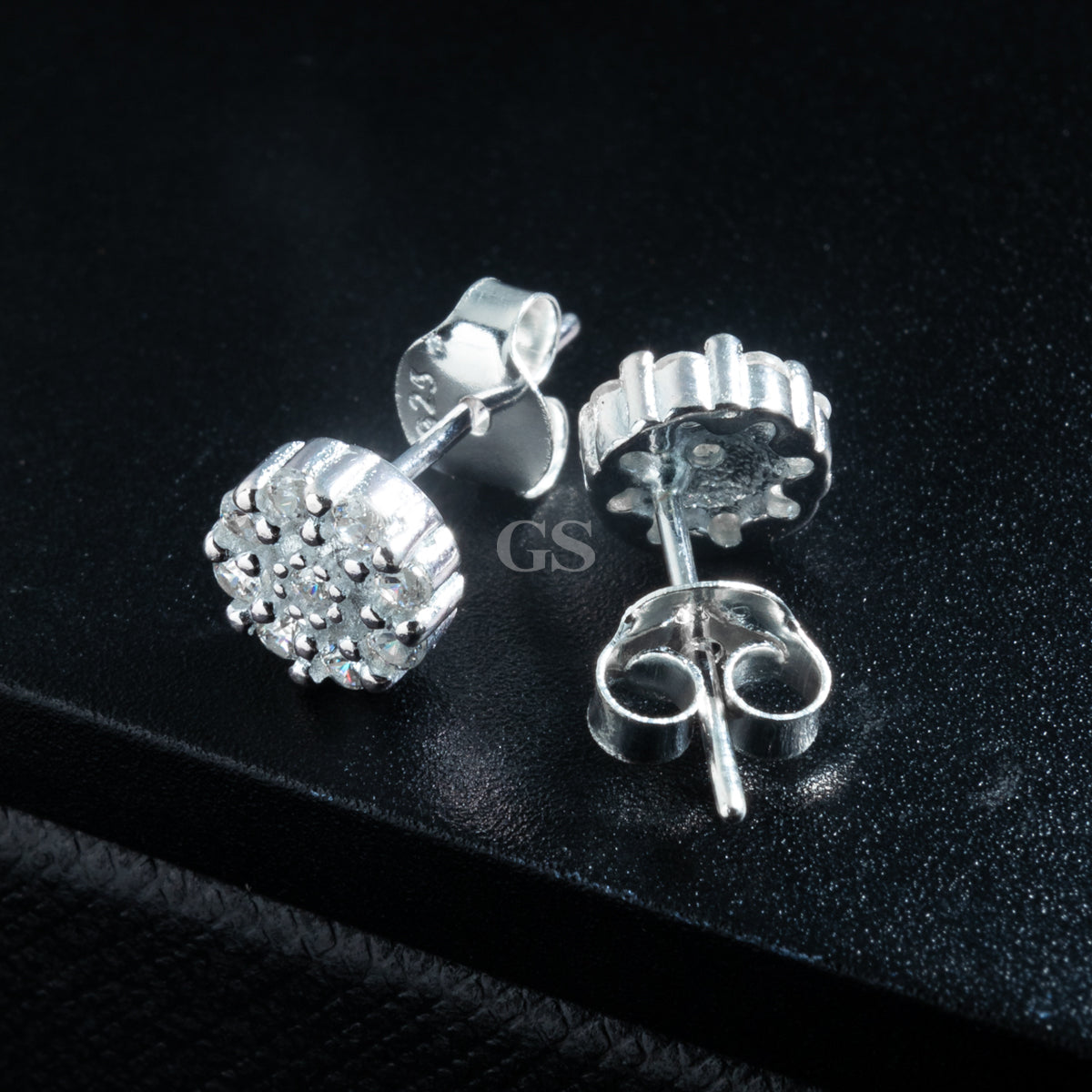Silver Mini Iced Cap Stud