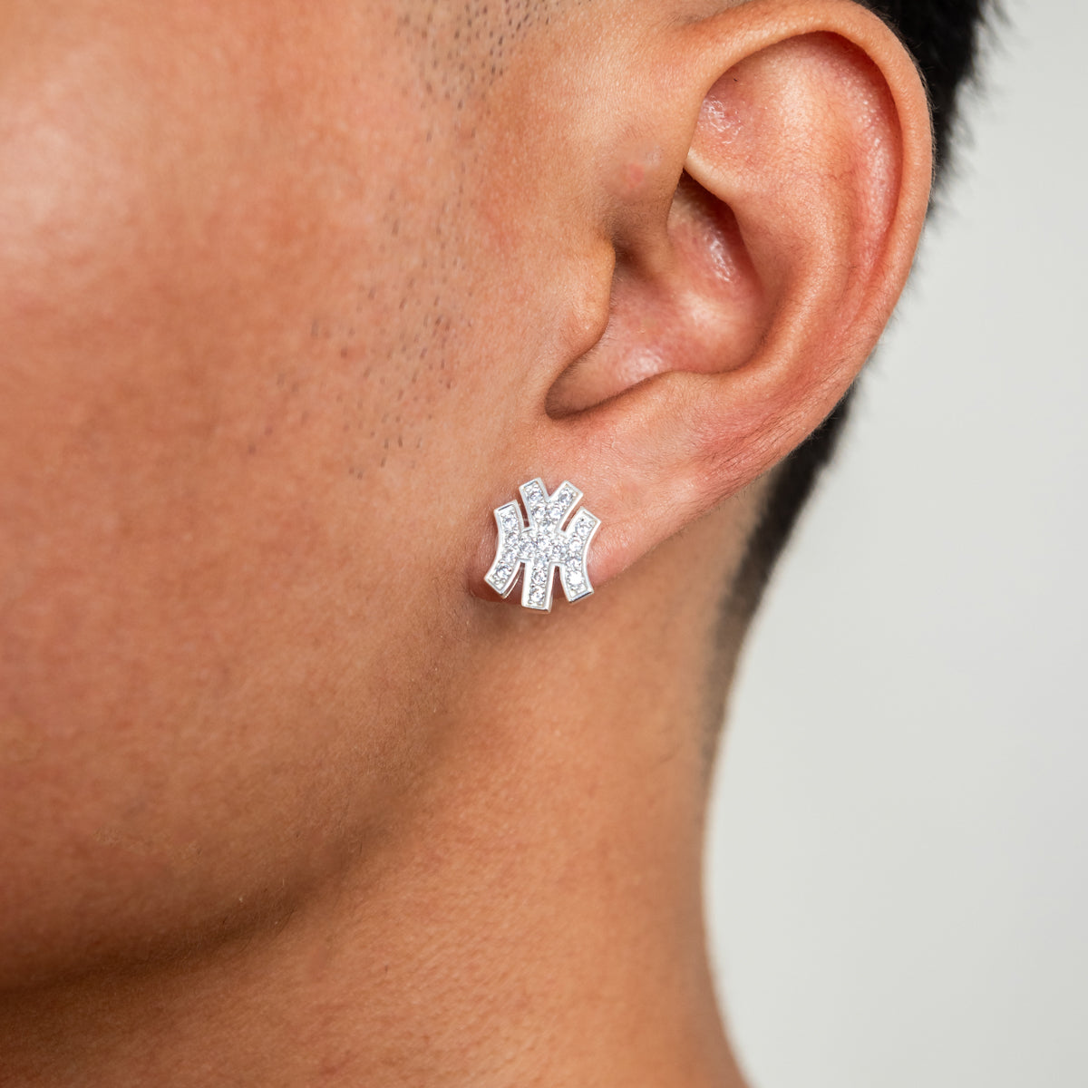 Silver NY Stud