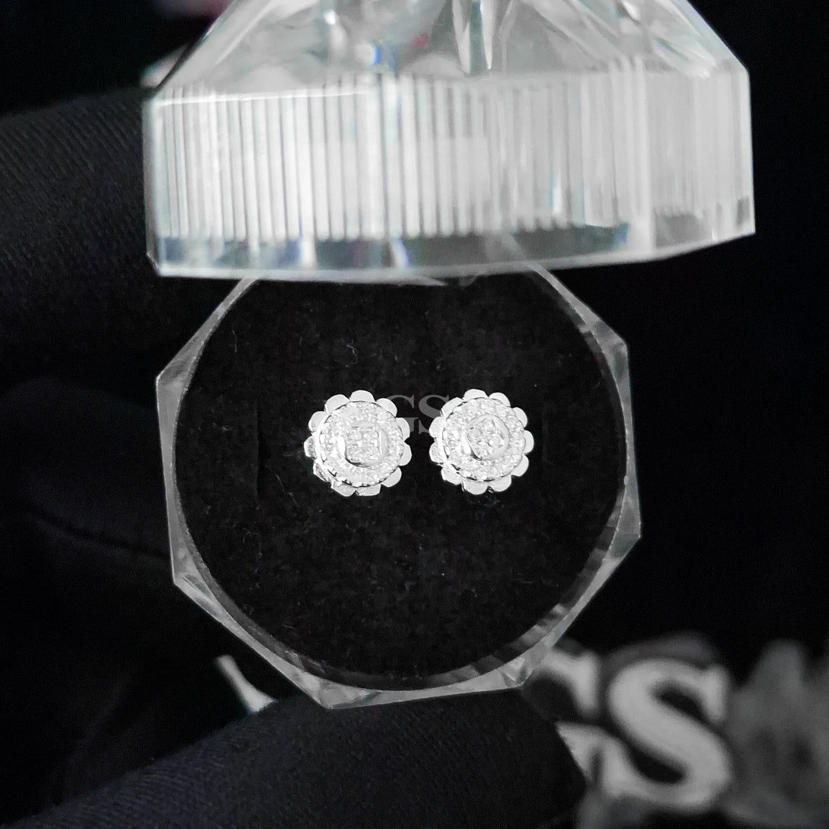 Silver Sunflower I Stud
