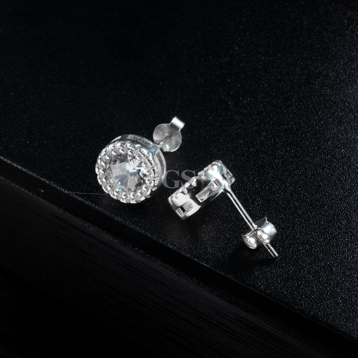 Silver Frost Stud
