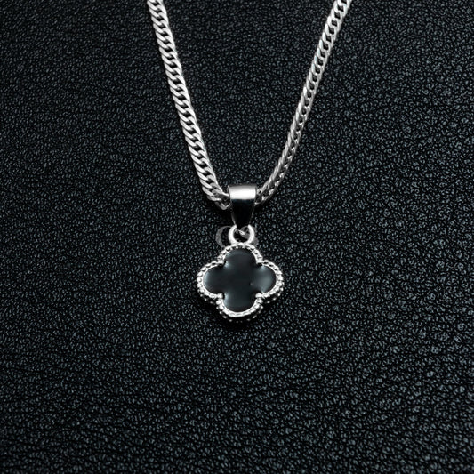 Silver Clover Necklace Set