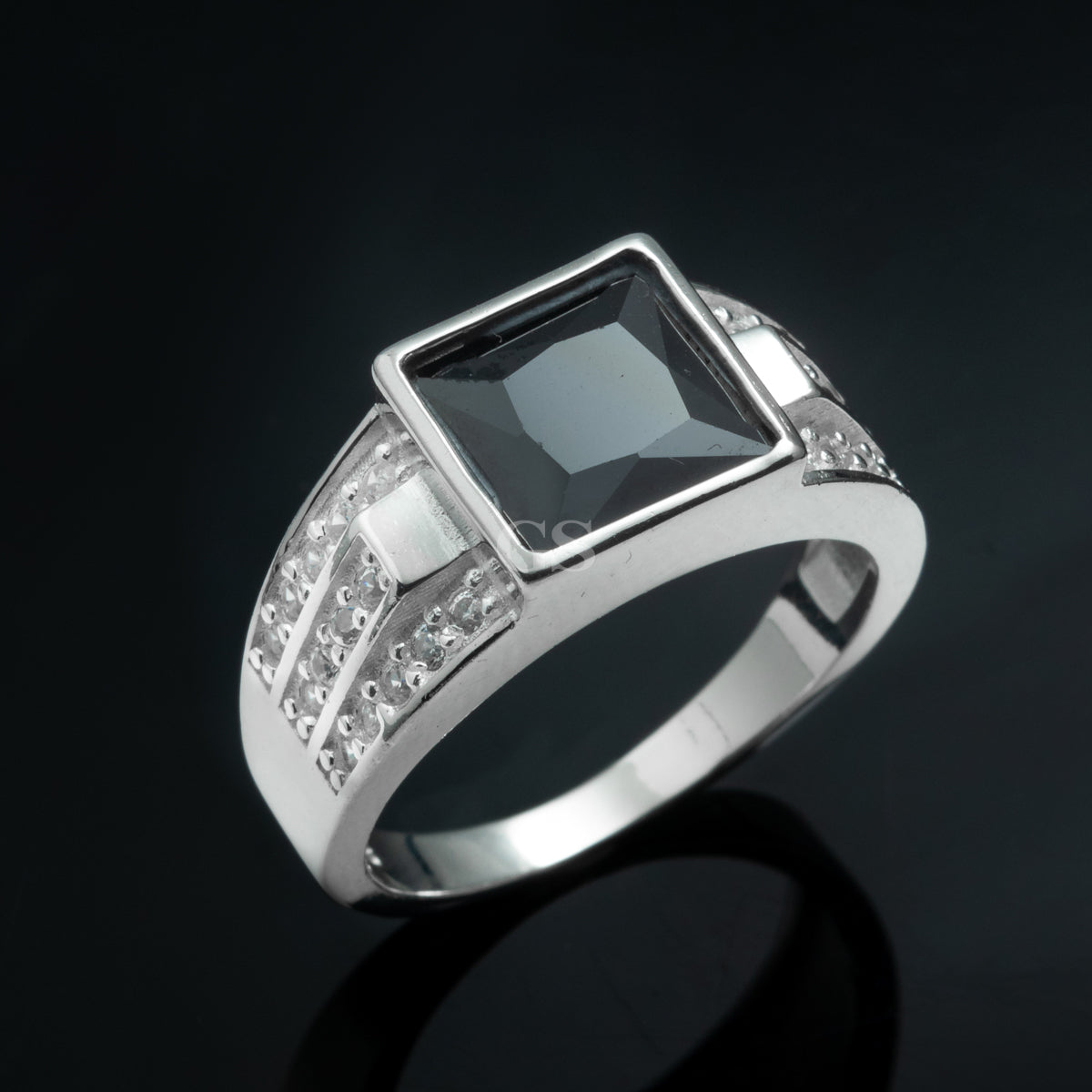 Silver Onyx Ring