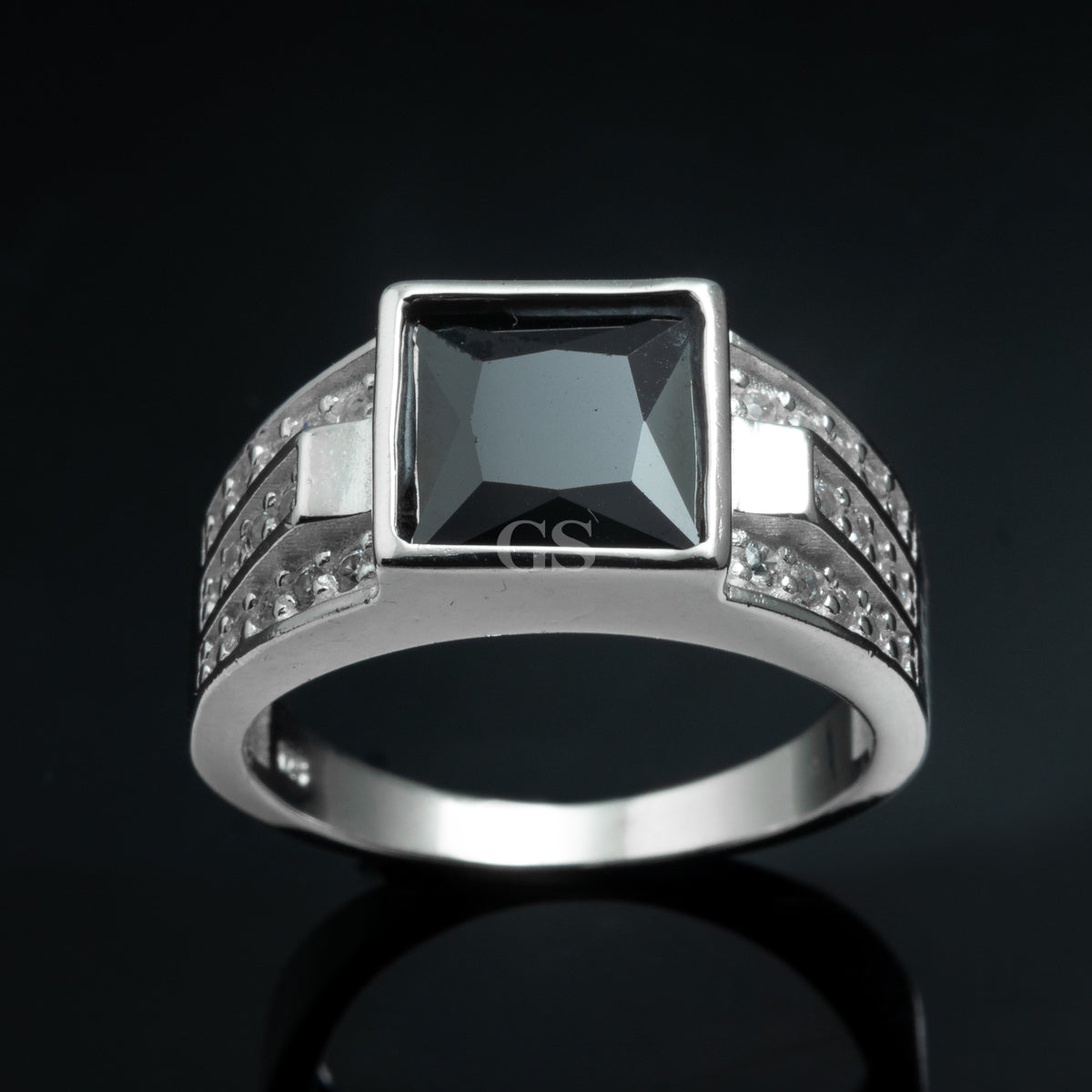 Silver Onyx Ring
