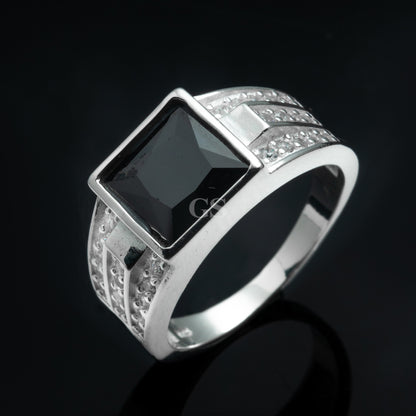 Silver Onyx Ring