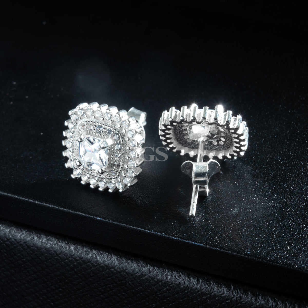 Silver Glacier Cube Stud